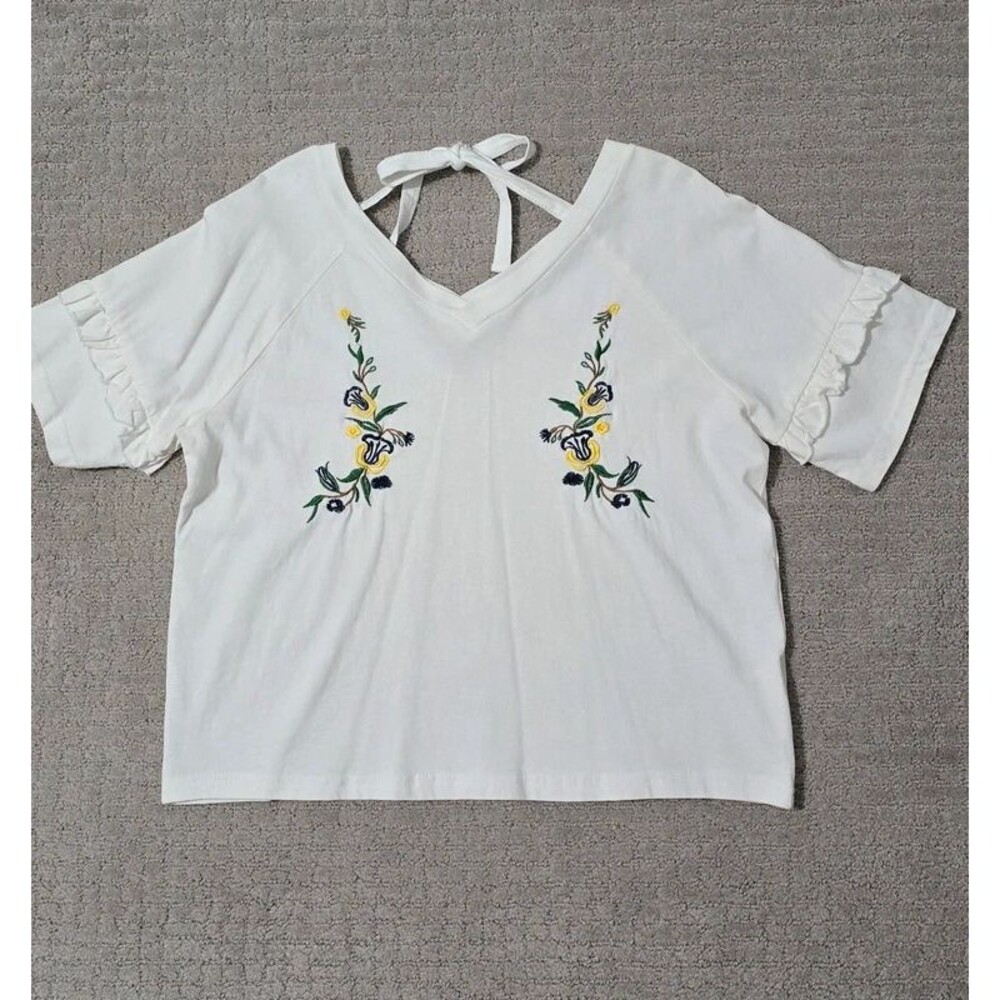 Japanese v-neck embroidered top, S